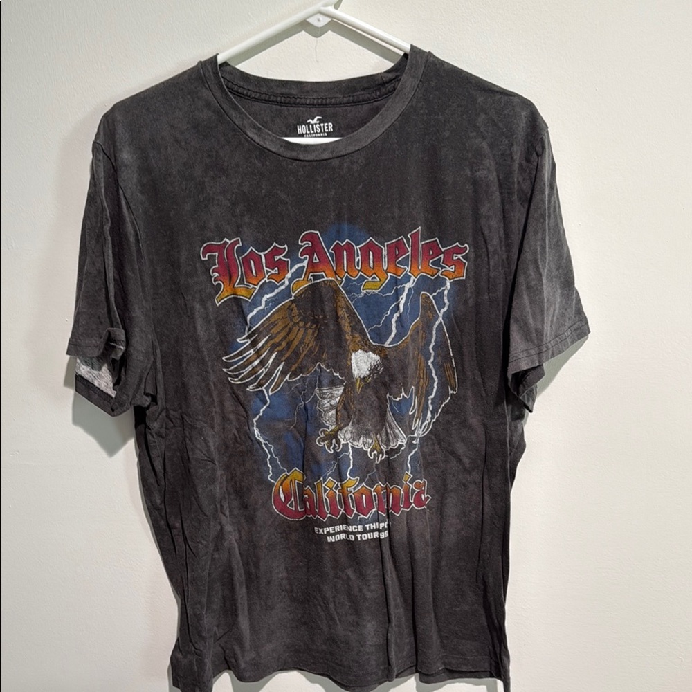 Hollister Black Short Sleeve Tee Vintage Style